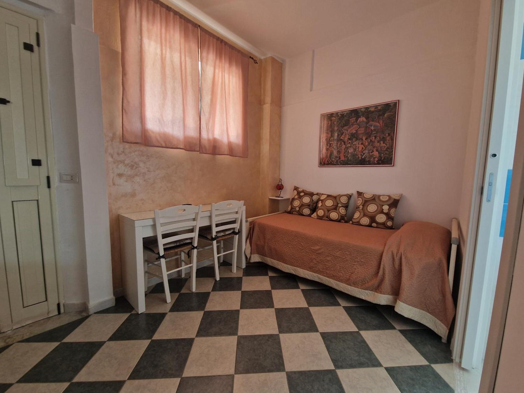 Santa Venere Apartments "Parcheggio Privato Moto-Auto" Ricarica Auto Elettriche トロペーア 部屋 写真