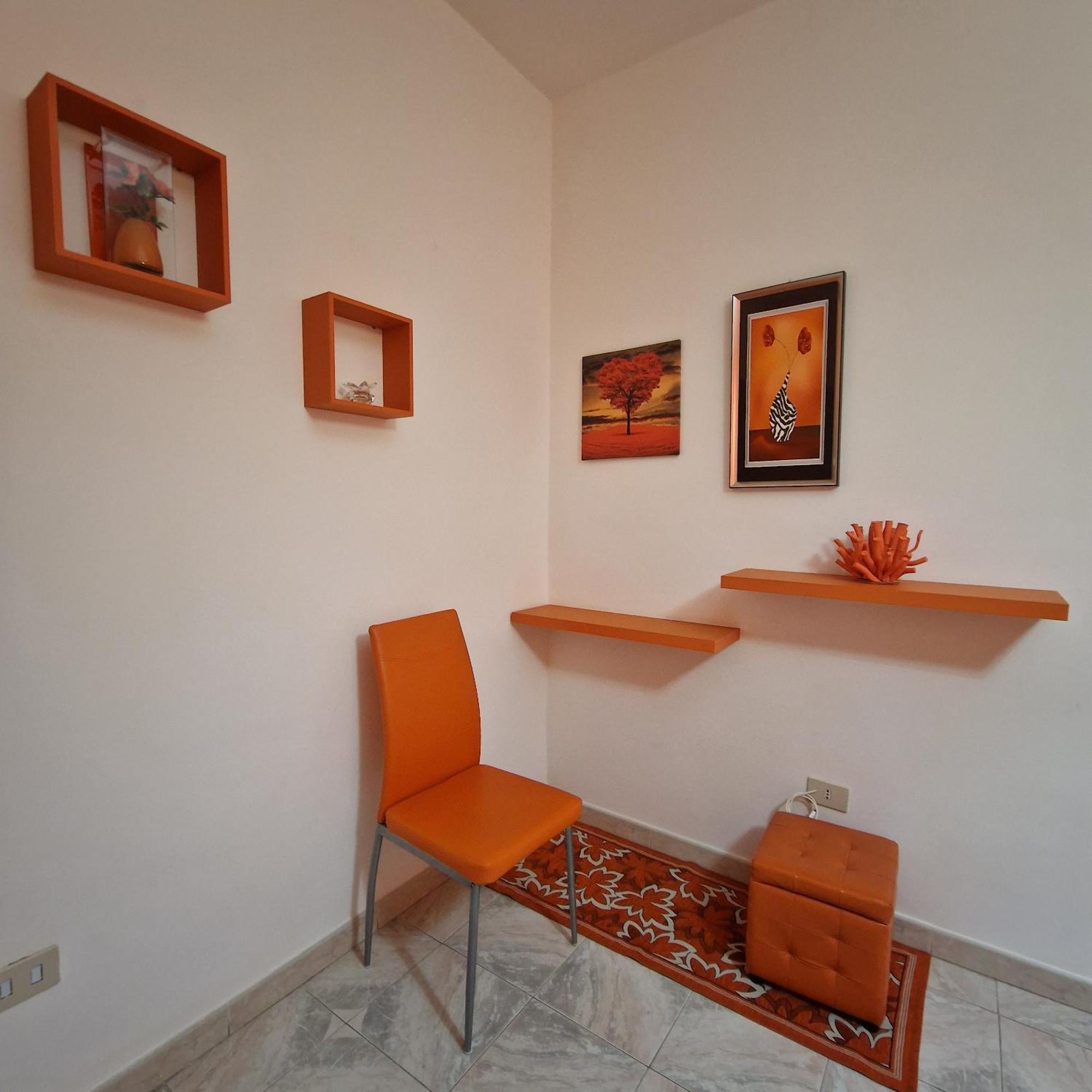 Santa Venere Apartments "Parcheggio Privato Moto-Auto" Ricarica Auto Elettriche トロペーア エクステリア 写真